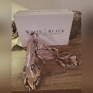 White House Black Market High Heel 👠 Shoes Snake 🐍 Skin Open Toe Pumps
